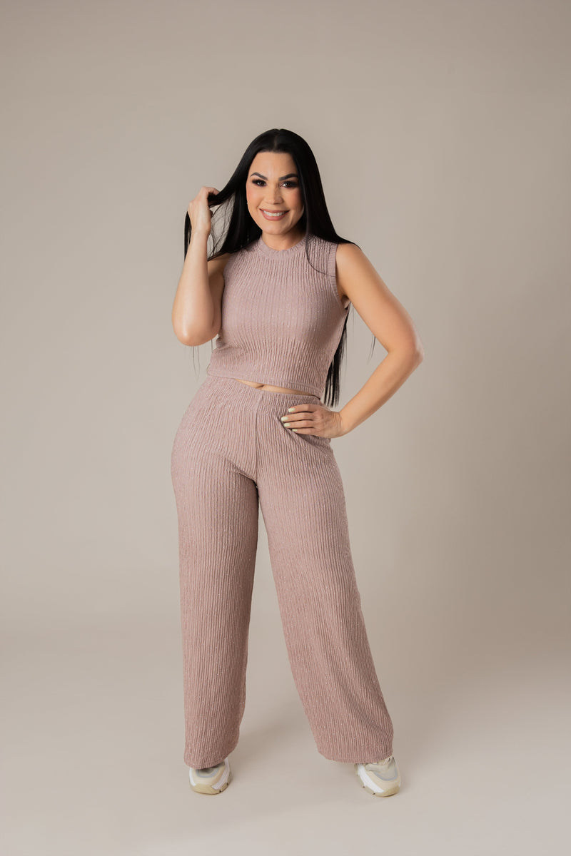 DANIELA  CONJUNTO